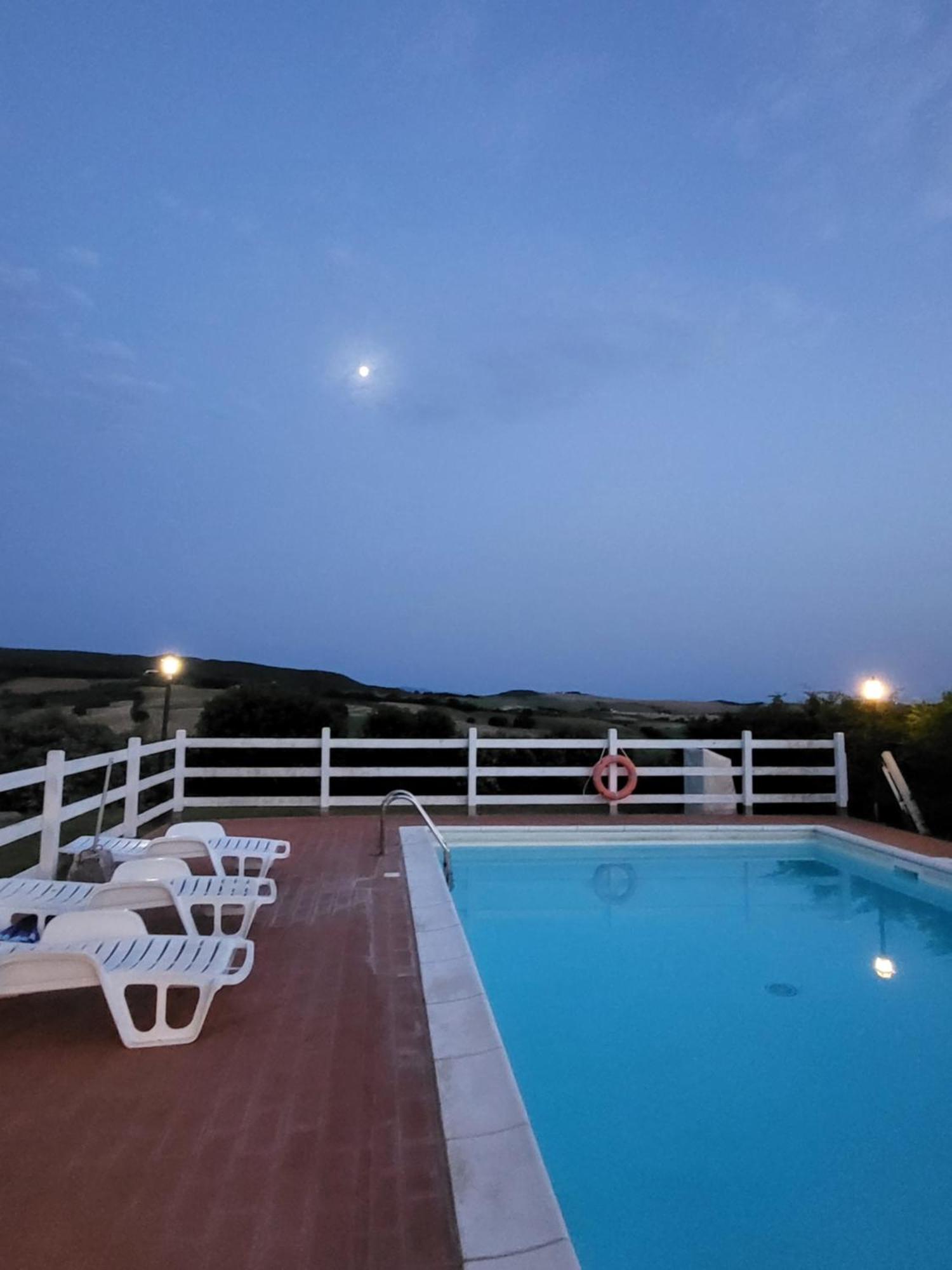 Casale Poggio Meone Daire Santa Luce Dış mekan fotoğraf