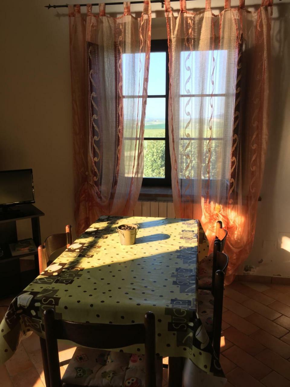 Casale Poggio Meone Daire Santa Luce Dış mekan fotoğraf